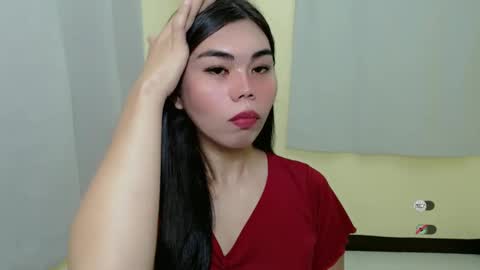 Snapshot of asuna_charming chatting on March 5, 7:17 pm asuna_charming online show from March 5, 7:17 pm