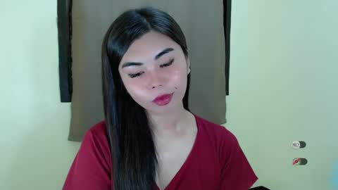 Snapshot of asuna_charming chatting on March 9, 6:54 pm asuna_charming online show from March 9, 6:54 pm