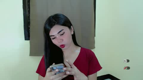 Snapshot of asuna_charming chatting on March 12, 6:33 pm asuna_charming online show from March 12, 6:33 pm