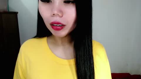 Snapshot of asuna_charming chatting on October 8, 5:10 pm asuna_charming online show from October 8, 5:10 pm