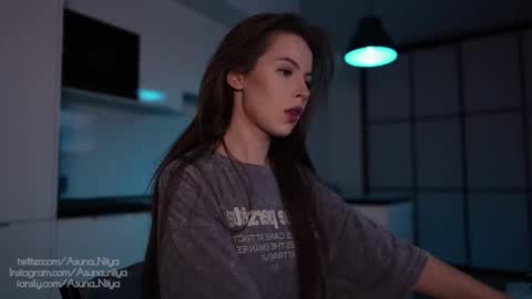 Snapshot of asuna_niiya chatting on October 23, 6:39 pm Asuna Niiya - online show from October 23, 6:39 pm