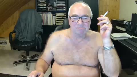 asusandy online show from December 31, 6:24 pm