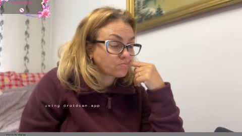 Snapshot of atanasiaxxx chatting on October 2, 11:06 am Atanasia online show from October 2, 11:06 am