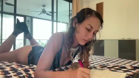 Atara online show from April 14, 2:50 am