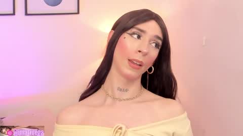 ataraxia_x_ online show from November 27, 7:54 am