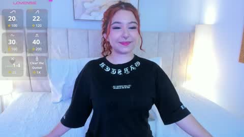 Snapshot of atena_cuteee chatting on November 15, 7:10 pm sofia online show from November 15, 7:10 pm