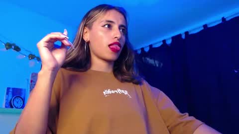 Snapshot of ateneasairce chatting on December 28, 7:54 pm Atenea online show from December 28, 7:54 pm