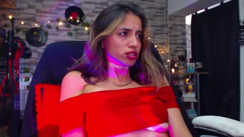 Snapshot of ateneasairce chatting on January 13, 7:53 pm Atenea online show from January 13, 7:53 pm