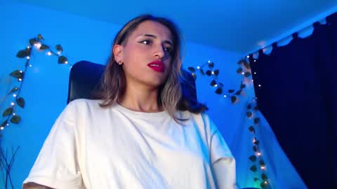 Snapshot of ateneasairce chatting on January 16, 11:16 pm Atenea online show from January 16, 11:16 pm