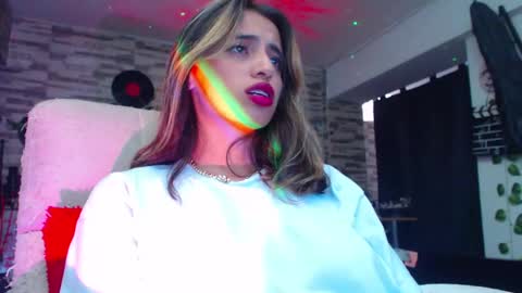 Snapshot of ateneasairce chatting on January 30, 3:40 pm Atenea online show from January 30, 3:40 pm