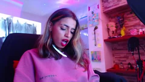 Snapshot of ateneasairce chatting on February 20, 6:02 pm Atenea online show from February 20, 6:02 pm