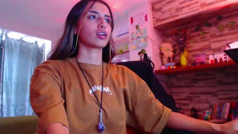 Snapshot of ateneasairce chatting on March 5, 6:23 pm Atenea online show from March 5, 6:23 pm