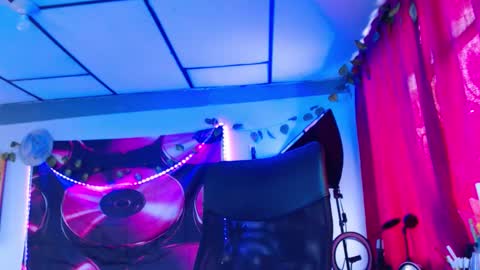 Snapshot of ateneasairce chatting on September 15, 12:49 pm Atenea online show from September 15, 12:49 pm