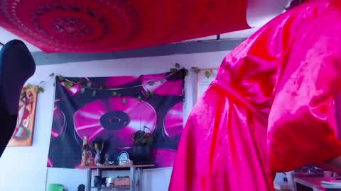 Snapshot of ateneasairce chatting on October 21, 12:39 pm Atenea online show from October 21, 12:39 pm