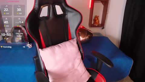 athena_snaw online show from April 30, 8:26 pm