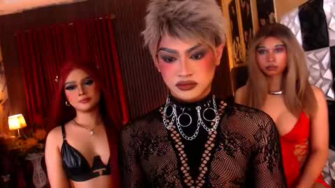 athisamoore online show from March 11, 8:59 pm