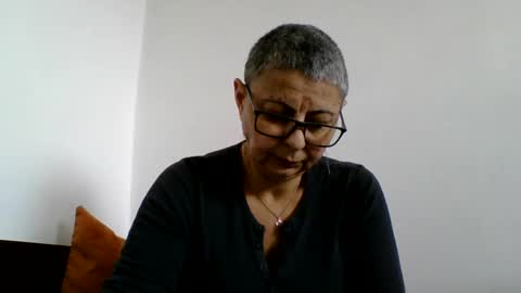 Snapshot of atikaarea chatting on January 17, 10:22 am atikaarea online show from January 17, 10:22 am