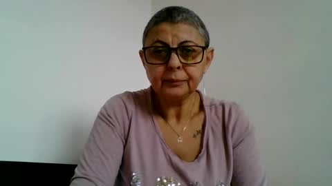 Snapshot of atikaarea chatting on January 21, 9:35 am atikaarea online show from January 21, 9:35 am