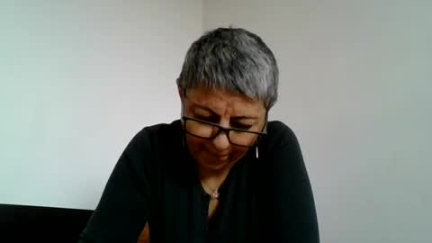 Snapshot of atikaarea chatting on February 28, 12:20 pm atikaarea online show from February 28, 12:20 pm