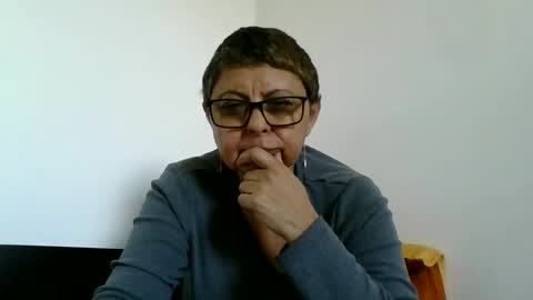 Snapshot of atikaarea chatting on October 19, 2:07 pm atikaarea online show from October 19, 2:07 pm