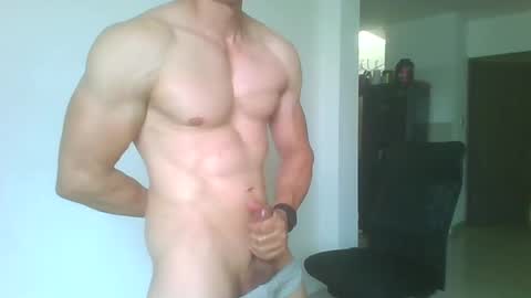 Snapshot of atleticomaduro chatting on December 10, 8:27 pm Antonio online show from December 10, 8:27 pm