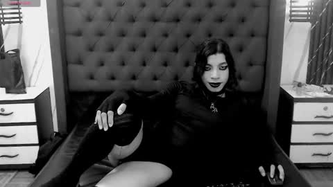 Snapshot of atley_dolly_ chatting on April 8, 10:32 pm ATLEY online show from April 8, 10:32 pm