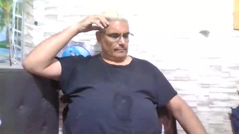 Snapshot of atr2424293280 chatting on November 17, 7:30 pm A online show from November 17, 7:30 pm