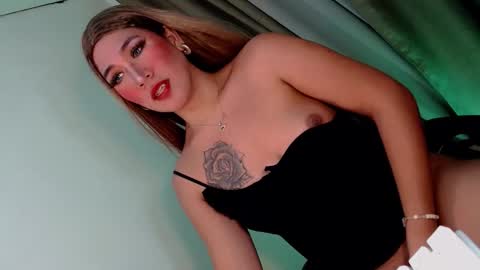 its me audrey online show from June 3, 9:20 pm