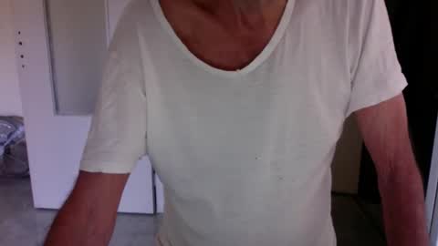 auguste688483 online show from January 7, 9:56 am