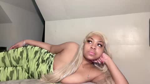 aunyxxx online show from February 10, 10:40 pm