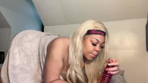 aunyxxx online show from February 13, 5:01 pm