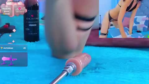 Aura online show from February 18, 7:09 pm