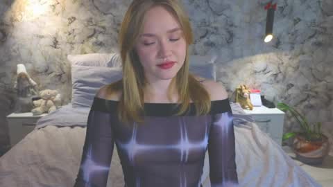 Kate online show from March 25, 2:28 am