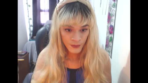 Snapshot of auroraaddams chatting on October 28, 5:48 pm AURORA online show from October 28, 5:48 pm