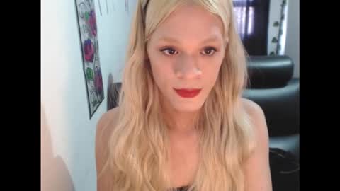 Snapshot of auroraaddams chatting on November 17, 6:46 pm AURORA online show from November 17, 6:46 pm