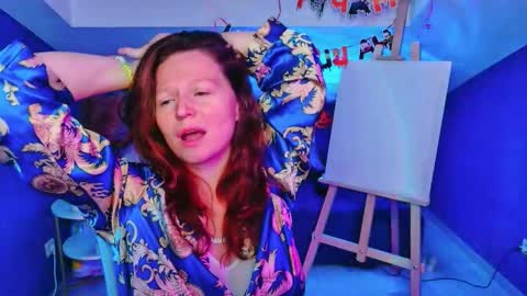 Snapshot of auroraborealis__ chatting on October 22, 6:57 am auroraborealis__ online show from October 22, 6:57 am