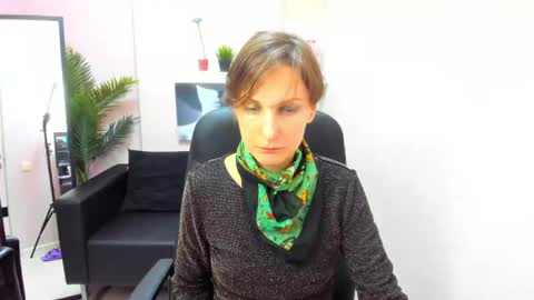 Snapshot of aurorascript chatting on February 22, 6:30 pm Aurora online show from February 22, 6:30 pm