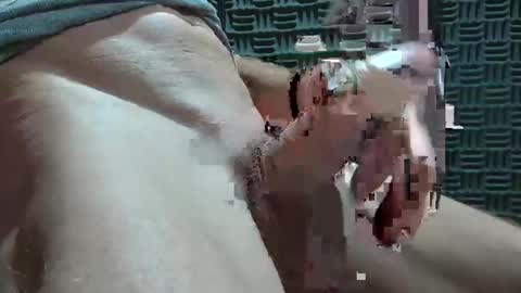 aussieraz online show from December 8, 7:26 am