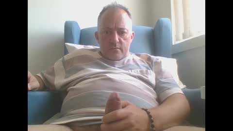Snapshot of aussiesydguy chatting on October 20, 2:45 am chatbateaussie online show from October 20, 2:45 am