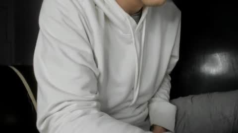 Snapshot of austin1119a chatting on January 13, 3:23 am austin1119a online show from January 13, 3:23 am