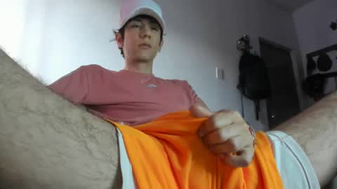 Snapshot of austin1119a chatting on February 18, 5:42 pm austin1119a online show from February 18, 5:42 pm