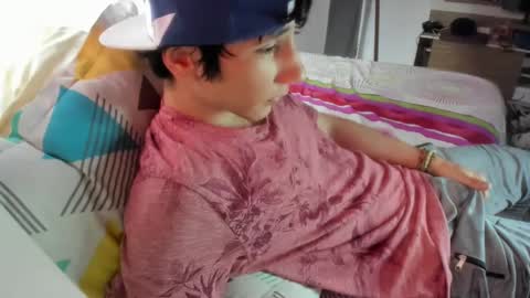 Snapshot of austin1119a chatting on March 7, 4:33 pm austin1119a online show from March 7, 4:33 pm