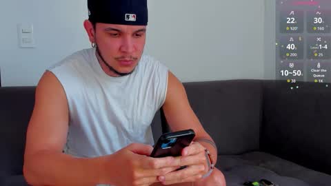 Snapshot of austin_curry chatting on October 26, 8:59 pm A online show from October 26, 8:59 pm