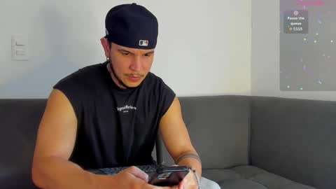 Snapshot of austin_curry chatting on October 29, 9:38 pm A online show from October 29, 9:38 pm