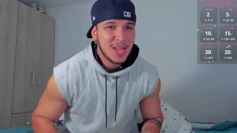 Snapshot of austin_curry chatting on November 30, 7:18 pm A online show from November 30, 7:18 pm