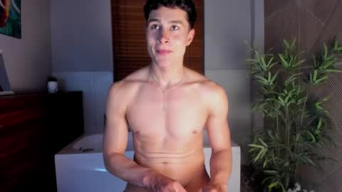 Austin  online show from October 1, 9:43 pm