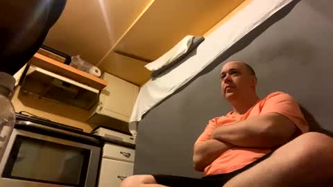 Snapshot of auz1812 chatting on January 1, 6:15 am Auz online show from January 1, 6:15 am