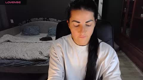 Ava online show from December 1, 11:48 am