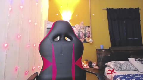 Snapshot of ava_jhonsson chatting on February 1, 4:11 pm ava online show from February 1, 4:11 pm