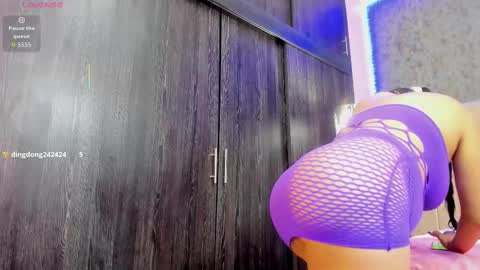 Snapshot of avaa_am chatting on September 19, 4:14 am AVA online show from September 19, 4:14 am